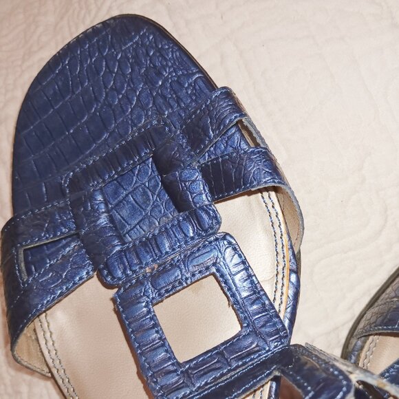 Blue Beauties! Faux-Reptile Heeled Evening Sandals - Picture 3 of 4